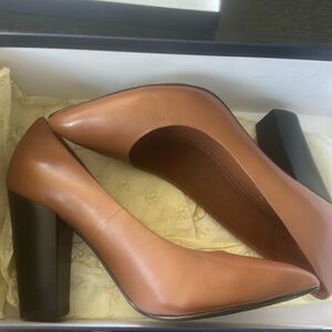 Brooks Brothers Heels